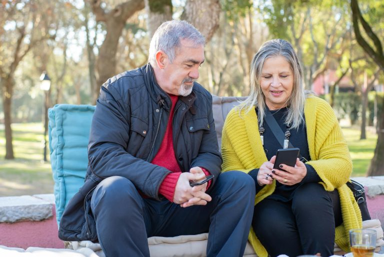 Unlocking the Secrets of Nonverbal Communication Psychology: Enhance Your Interpersonal Skills